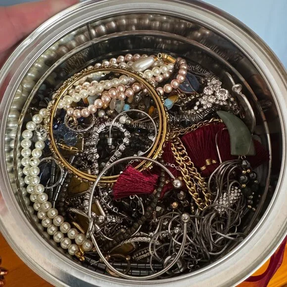 Over 4 lbs Mystery Jewelry Lot - Picture 2 of 6